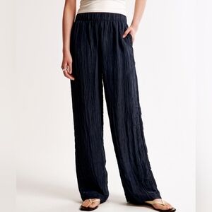 NWT Abercrombie & Fitch Ultra Hise Rise Wide Leg Crinkle Textured Pull On Pant
